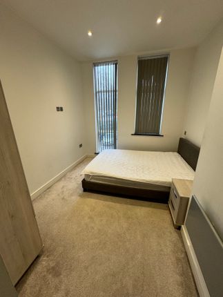 Flat to rent in 3 New Augustus Street, Bradford