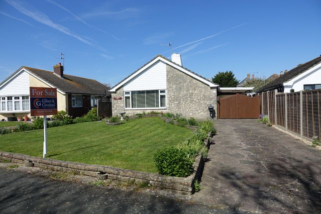 Thumbnail Bungalow for sale in Sunnymead Drive, Selsey, Chichester