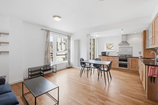 89/61 Holyrood Road, Edinburgh photo 2