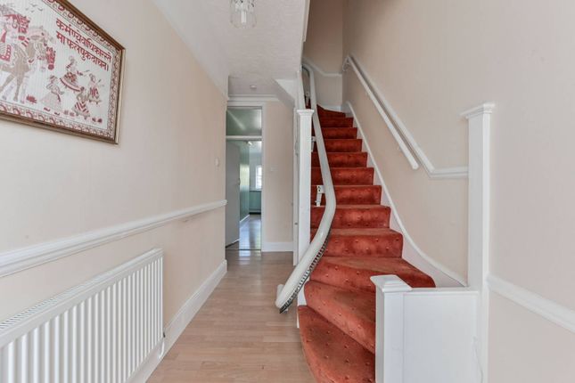Thumbnail Terraced house for sale in Wolves Lane, London, 5Jd, Wood Green, London