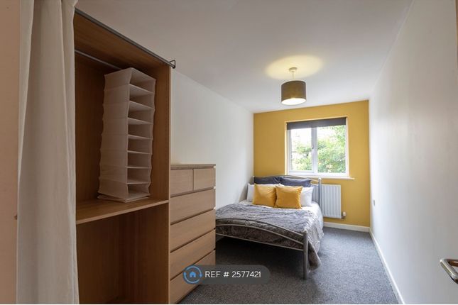 Bedroom 4 £475Pcm