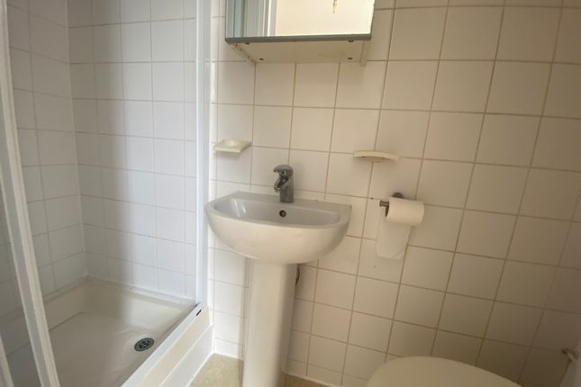 Flat 5, Carysfort Road, Bournemouth, Dorset, BH1, Bournemouth photo 3