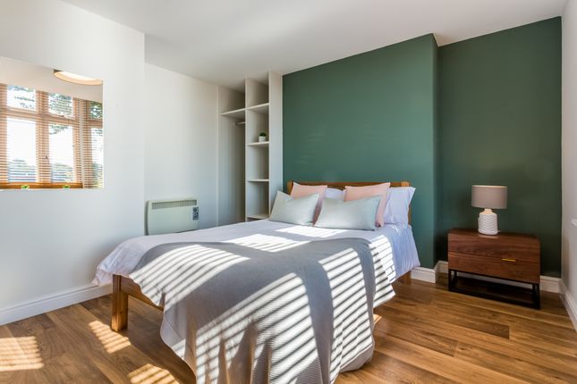 St Hilds Flat 1 Bedroom 11