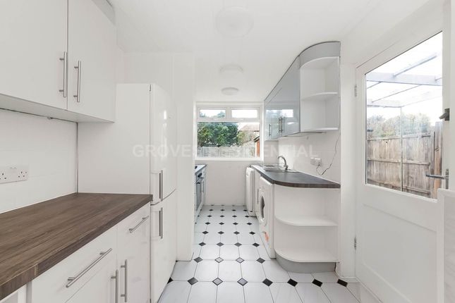 14, Van Dyck Avenue, New Malden photo 2