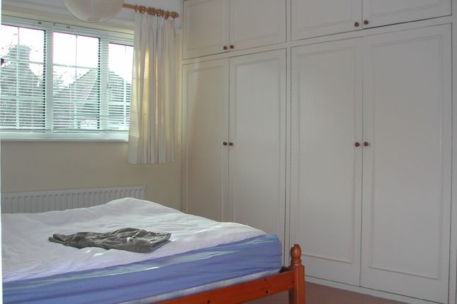 42, Ashenden Road, Guildford photo 2