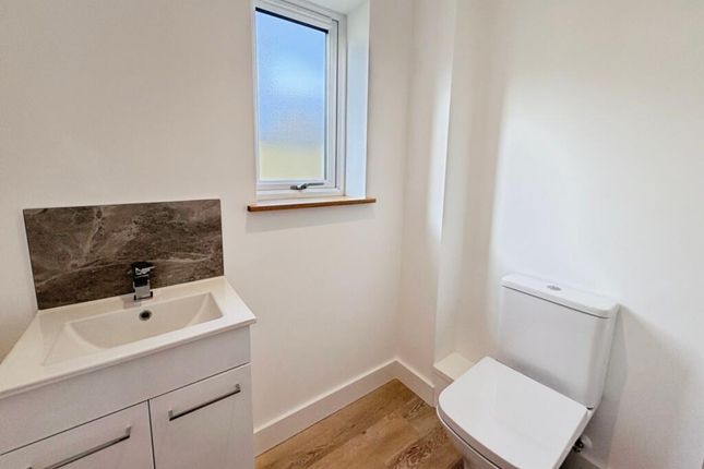 3 Trygher, Forth Vean, Helston photo 3