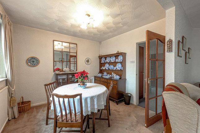 99, Alderley Lane, Leigh photo 4