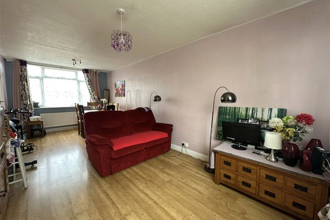 143, Austen Road, Hampshire photo 2