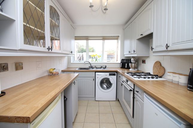 2, Harrow Avenue, Fleetwood photo 2