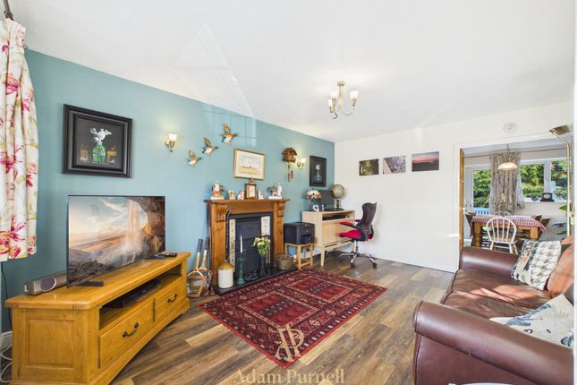 11 Shadrack Close, Leicester photo 2