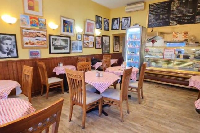 Thumbnail Restaurant/cafe to let in Castelnau, London