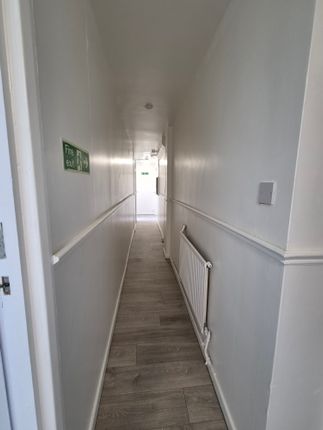Hunton Street, London photo 5
