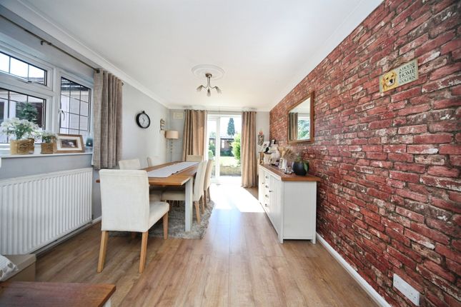 47, Roman Road, Luton photo 4