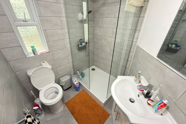 153 Adelaide Road, Liverpool photo 5