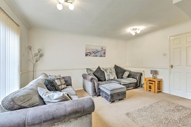 34, Beaune Close, Northampton photo 4