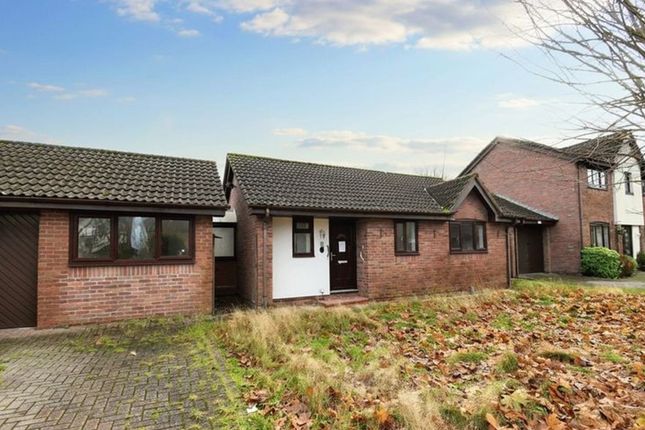 2-bed house on 17 Broomehouse Avenue, Manchester, £180,000