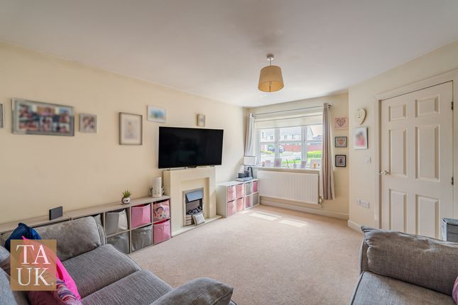 19, Maes Y Coed, Gaerwen photo 4