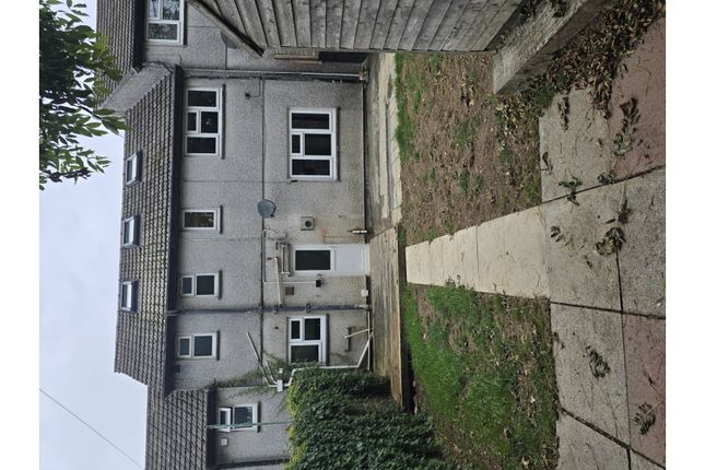 7, Highfield Estate, Liskeard photo 2