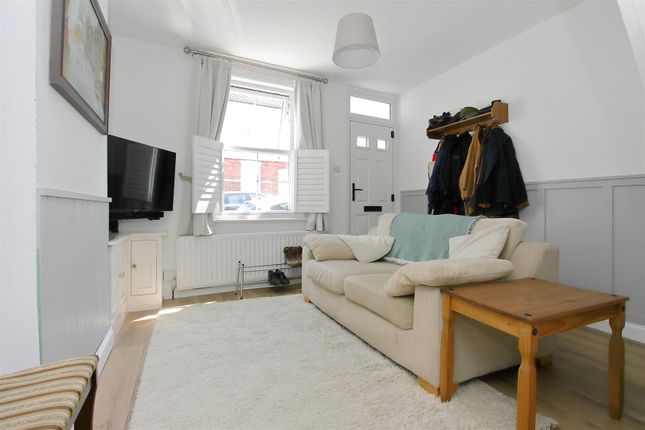 4, Fowlers Road, Salisbury photo 4