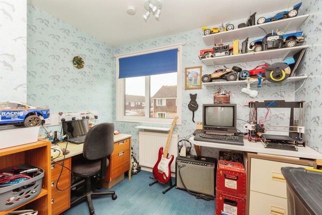 End terrace house for sale in Colne Drive, Berinsfield, Wallingford