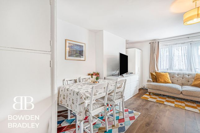 5 Waddington Street, London photo 4