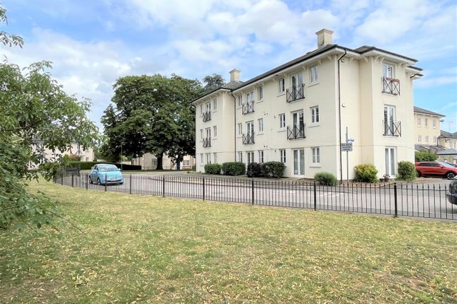 Thumbnail Flat for sale in Campriano Drive, Emscote Lawns, Warwick
