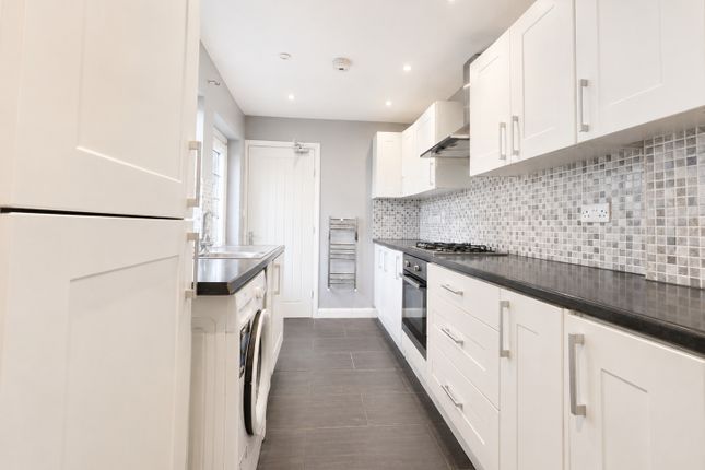 34, Abercromby Avenue, High Wycombe photo 5