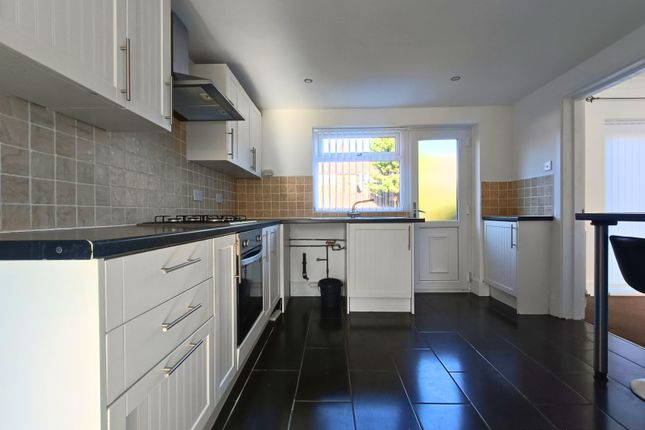 13, Marion Road, St. Helens photo 2