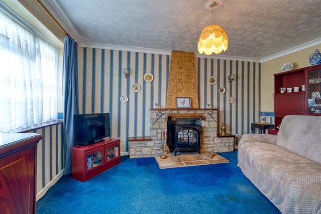 7, Wessex Road, Stalbridge photo 4
