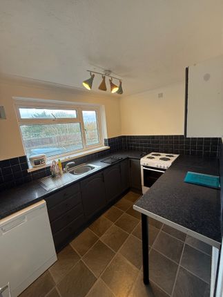 3 Nut Tree Court, Milton Street, Brixham, Devon photo 5