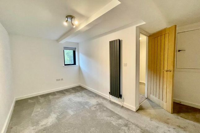 Maisonette to rent in Patterson Mews, Cormongers Lane, Redhill