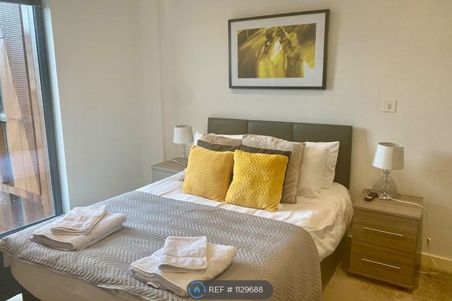 Flat to rent in Oxid House, Manchester