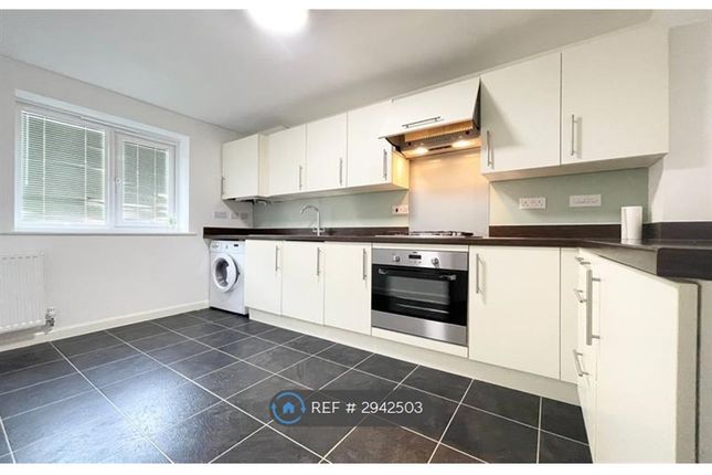 Eddleston Road, Swindon photo 2