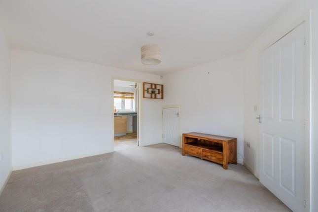21, Boyce Way, Cardiff photo 2