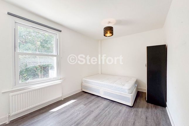 82 Emma Road, London photo 3