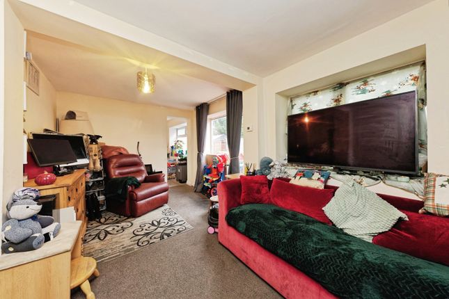 Flat 4, 19, Surrey Road, Margate photo 3