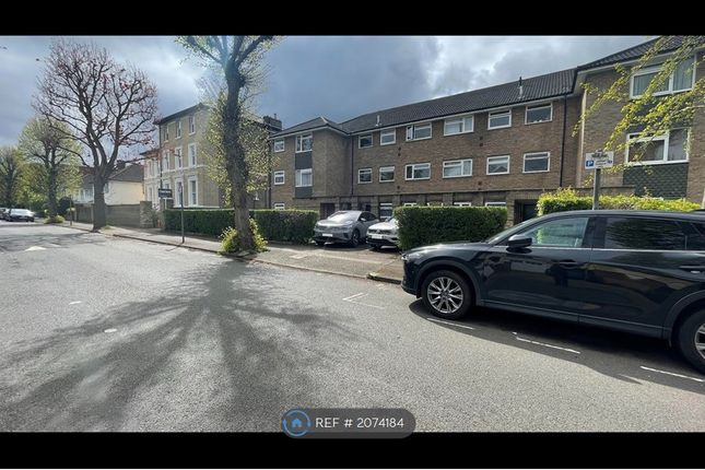 Thumbnail Flat to rent in Catherine Road, Surbiton