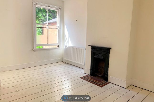 Terraced house to rent in Sandhurst Road, Moseley