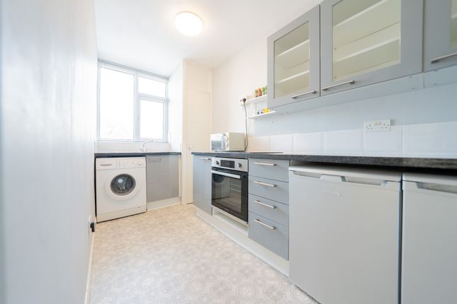 25A, Leicester photo 2