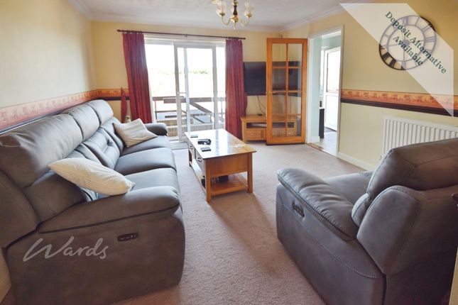14, Wittersham Close, Chatham photo 3