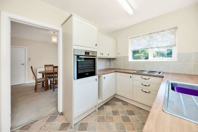 44 High Street, Royston photo 2