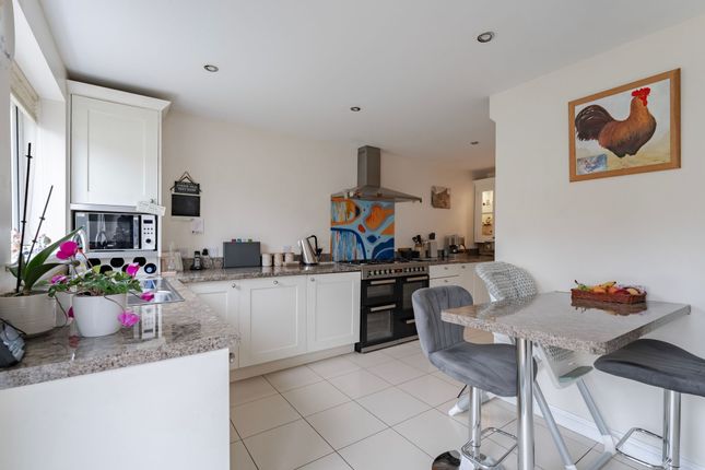 68 Poethlyn Drive, Norwich photo 4