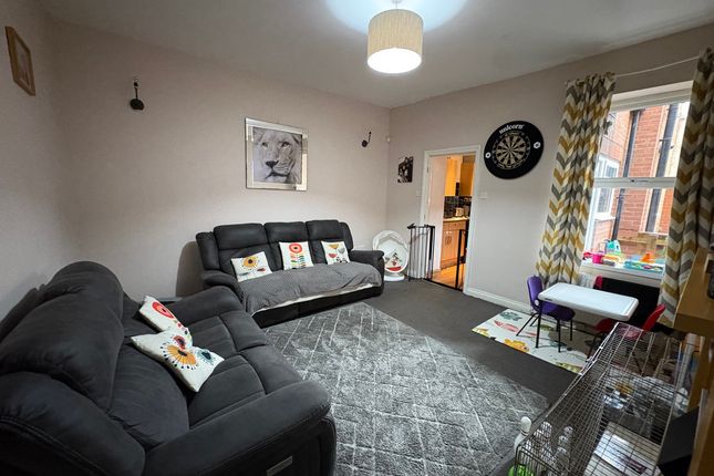 7, Axwell Terrace, Newcastle Upon Tyne photo 2