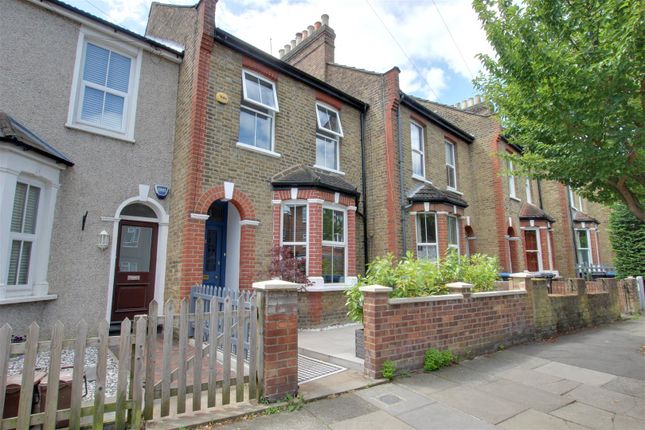 4-bed house on 13, Seaford Road, Enfield, £2,600/mo