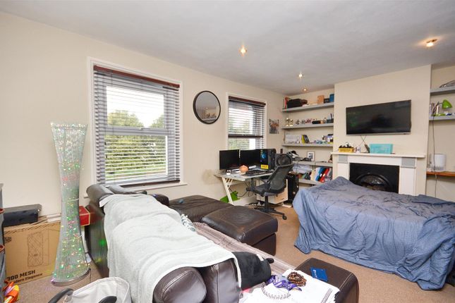 411a, Seaside, Eastbourne photo 4
