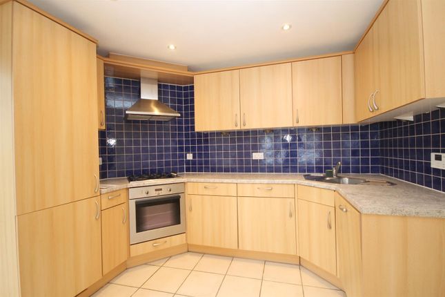 Apartment 18, Waterside Court, Millpond Place, Carshalton photo 4