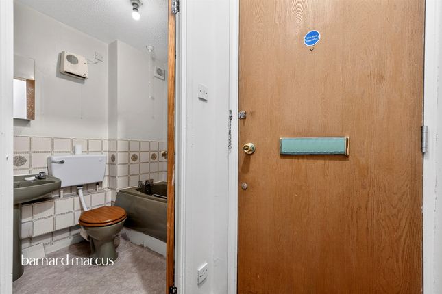 68, Apeldoorn Drive, Wallington photo 4