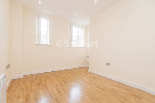 Flat 11, 4 Sussex Way, London photo 4