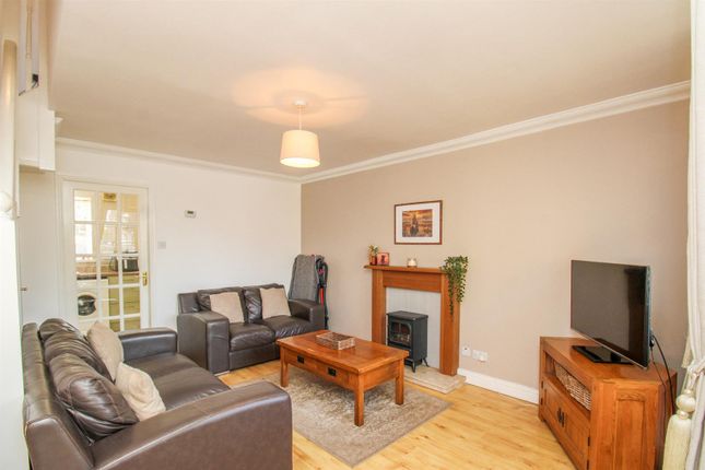 65, Brooksfield, Pontefract photo 4