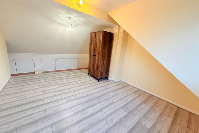 416, Whitefoot Lane, Bromley photo 5